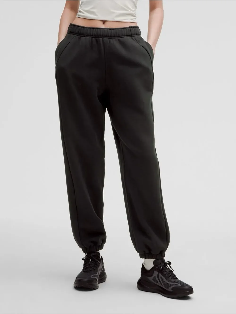 Scuba Mid-Rise Oversized Jogger | Short Inseam